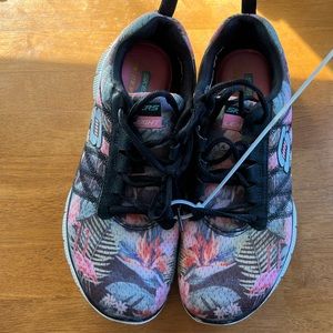 Floral Sketchers